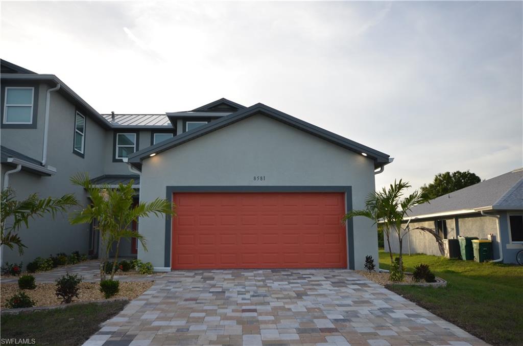 8581 Agate St Property Photo 4