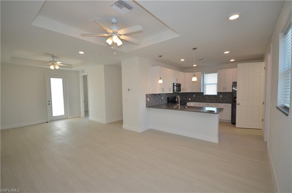 8581 Agate St Property Photo 14