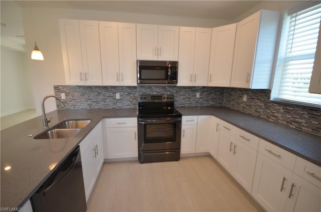 8581 Agate St Property Photo 22