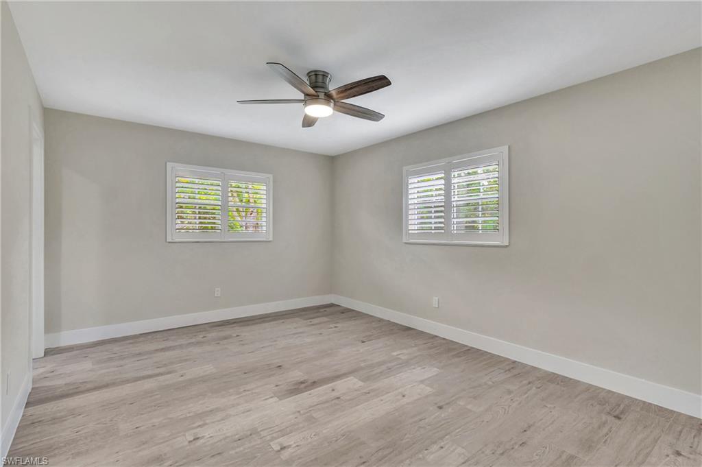 1084 Lake Shore Ct Property Photo 21