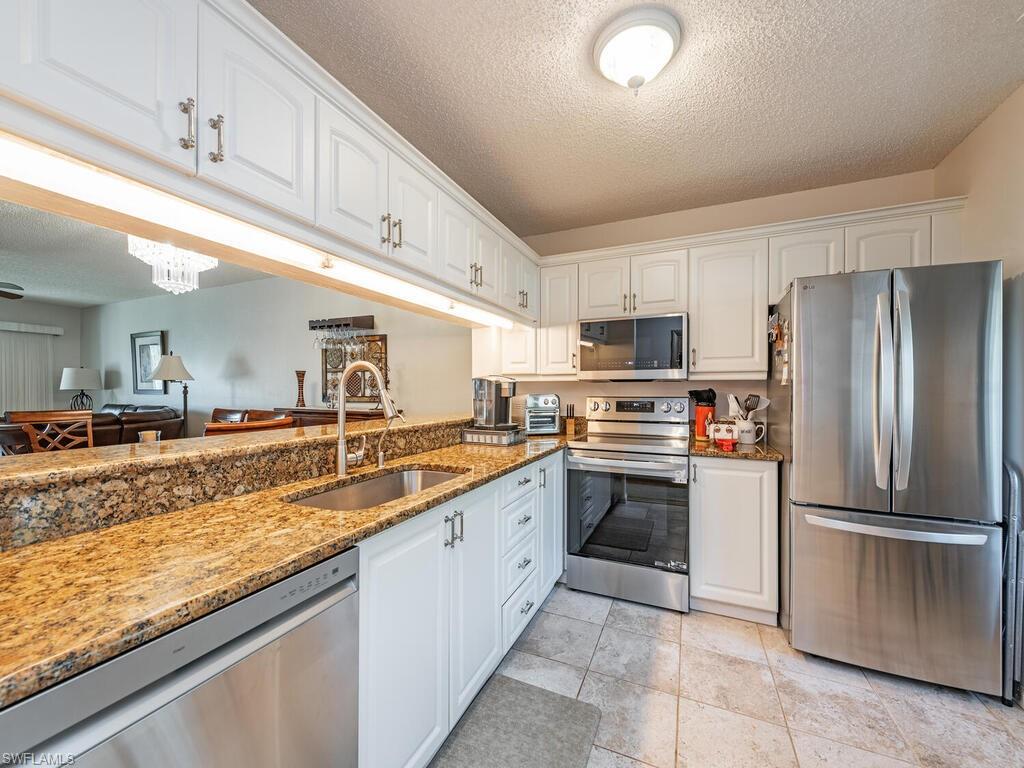5784 Deauville Cir # B104 Property Photo 7