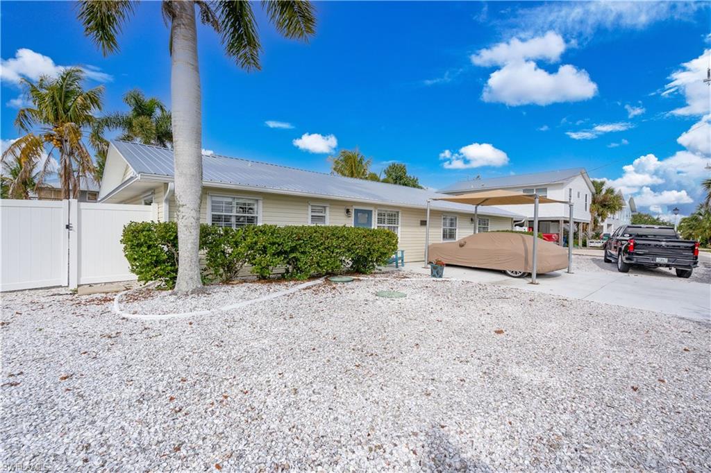 16091/093 Porto Bello St Property Photo 8