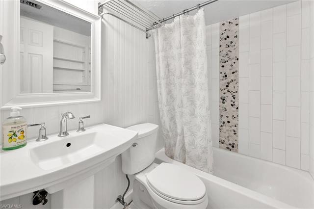 658-662 95th Ave N Property Photo 26