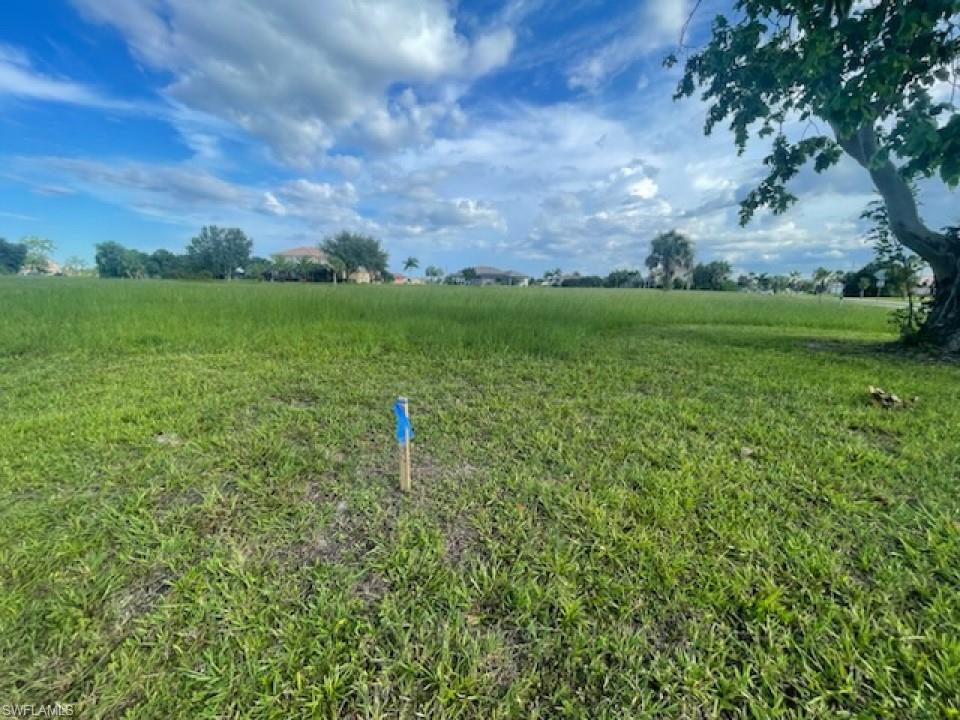 17230 Cape Horn Blvd Property Photo 8