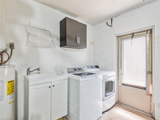4519 Lakewood Blvd Property Photo 21