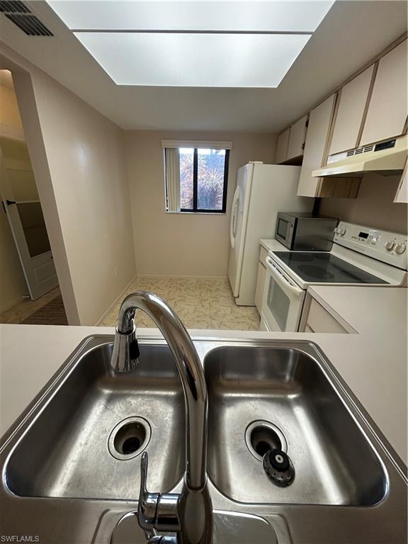 503 Cape Coral Pkwy W # 104 Property Photo 8