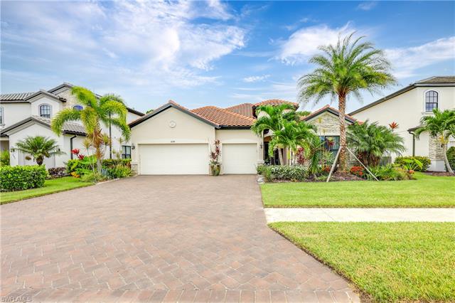 2098 Antigua Ln Property Photo 3