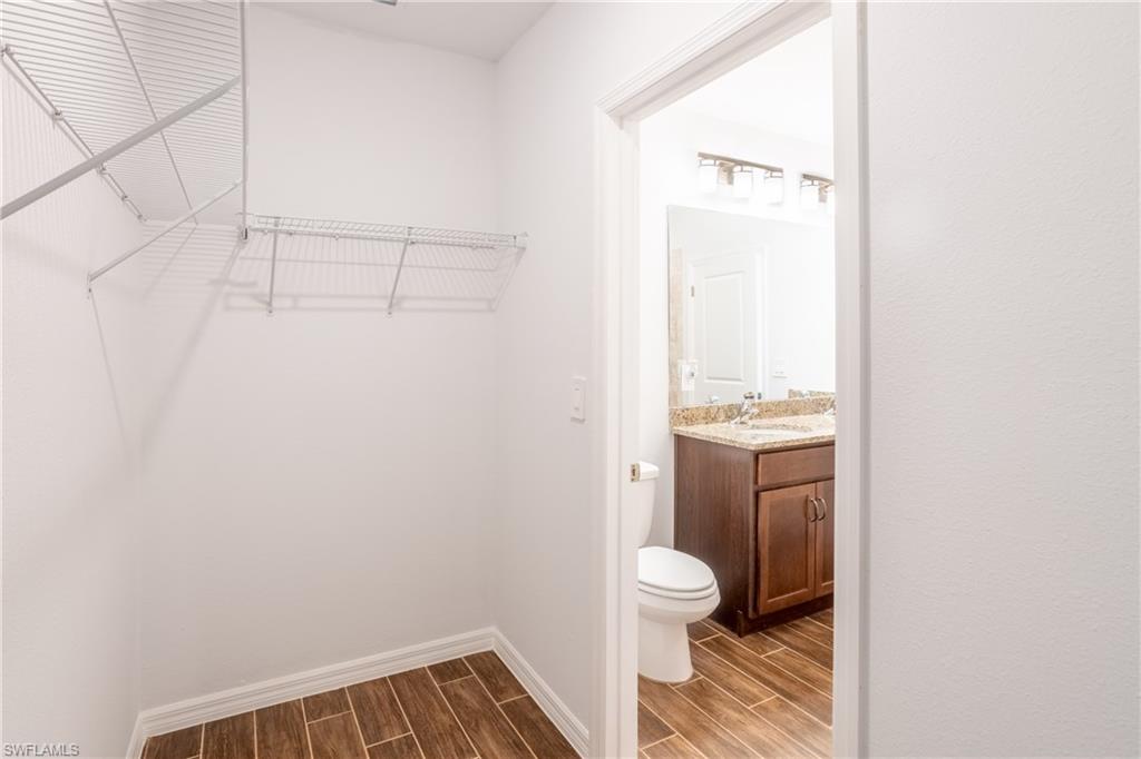 238 Blackstone Dr Property Photo 17