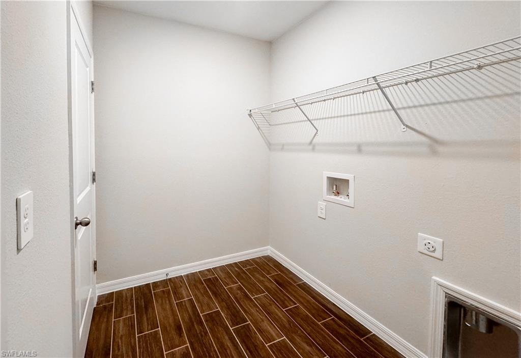 238 Blackstone Dr Property Photo 22