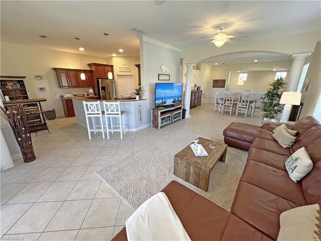 8543 Via Lungomare Cir 201 Property Photo 16