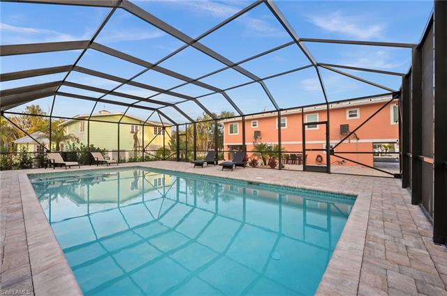 113-115 Bahia Via Property Photo 9