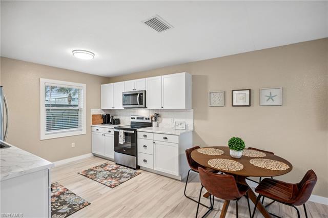 113-115 Bahia Via Property Photo 23
