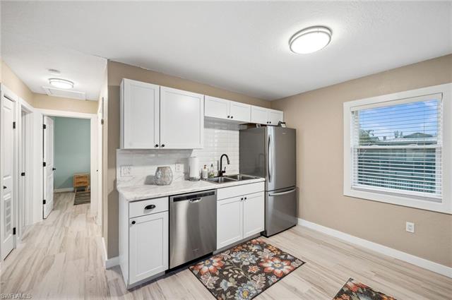 113-115 Bahia Via Property Photo 24