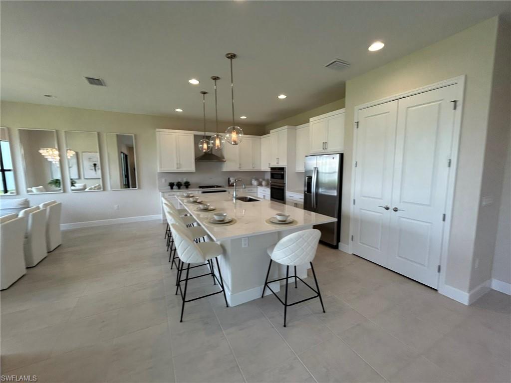 20460 Estero Crossing Blvd Property Photo 6