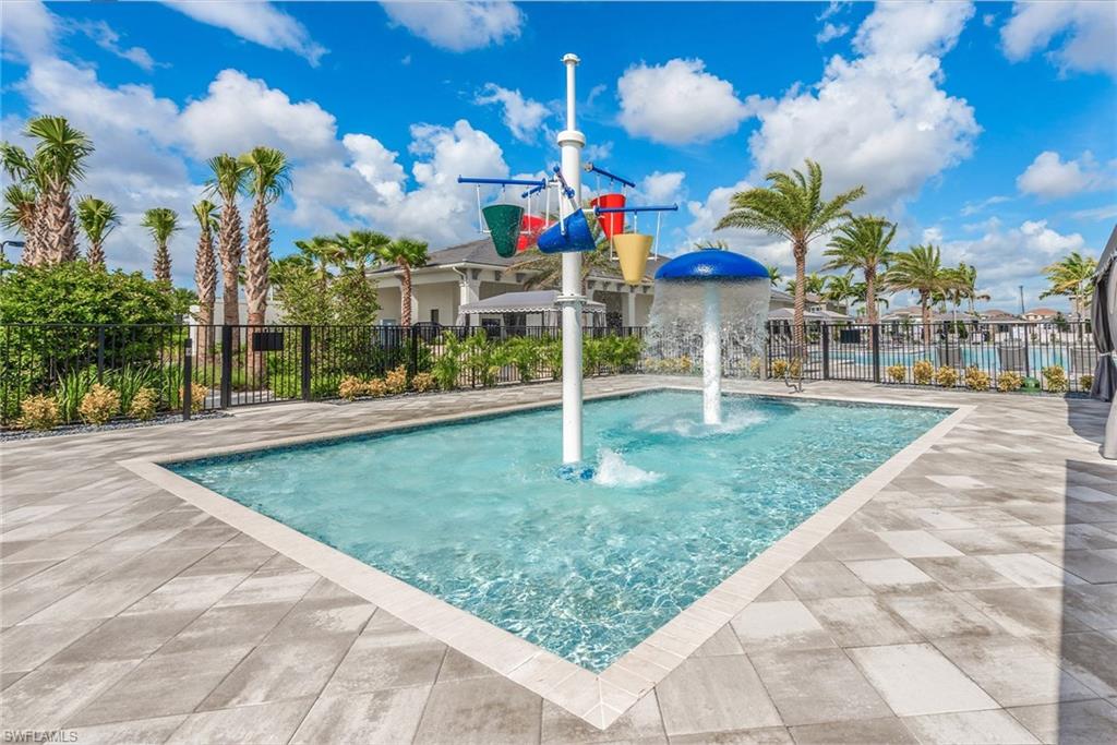 20460 Estero Crossing Blvd Property Photo 37