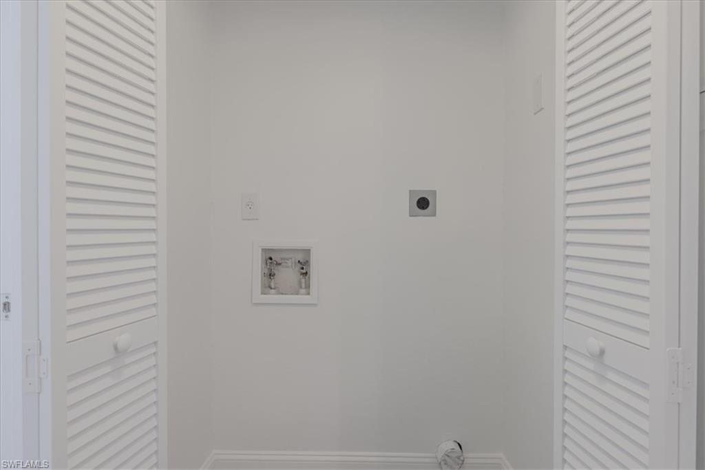 16381 Dublin Cir # 105 Property Photo 16