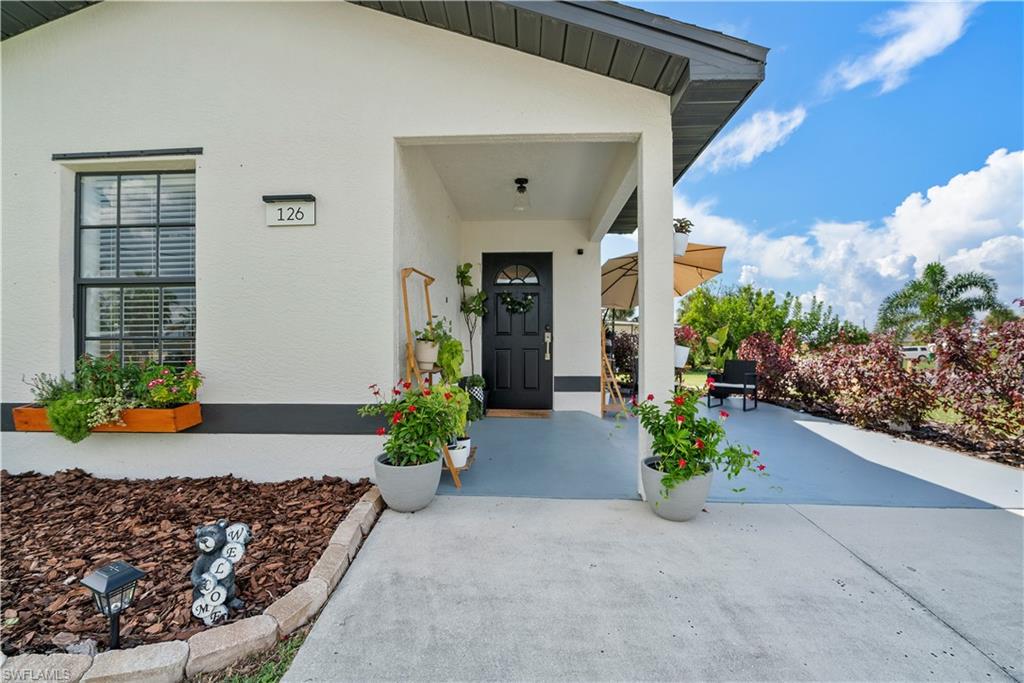 126 Palmetto CIR NE Property Photo 1