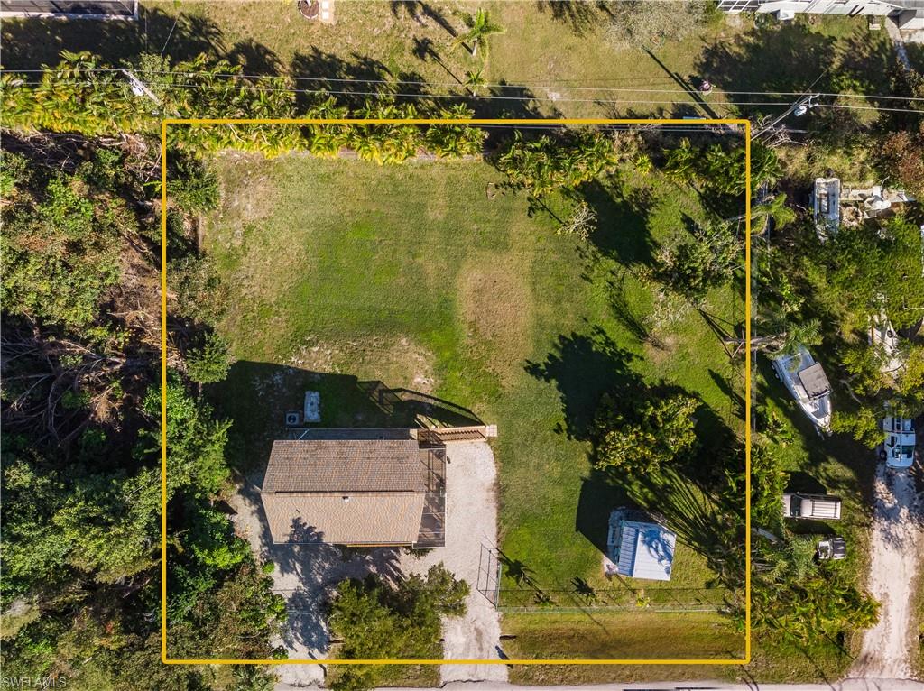 5888 Sea Bass Rd Property Photo 3