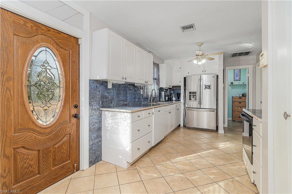 5888 Sea Bass Rd Property Photo 6