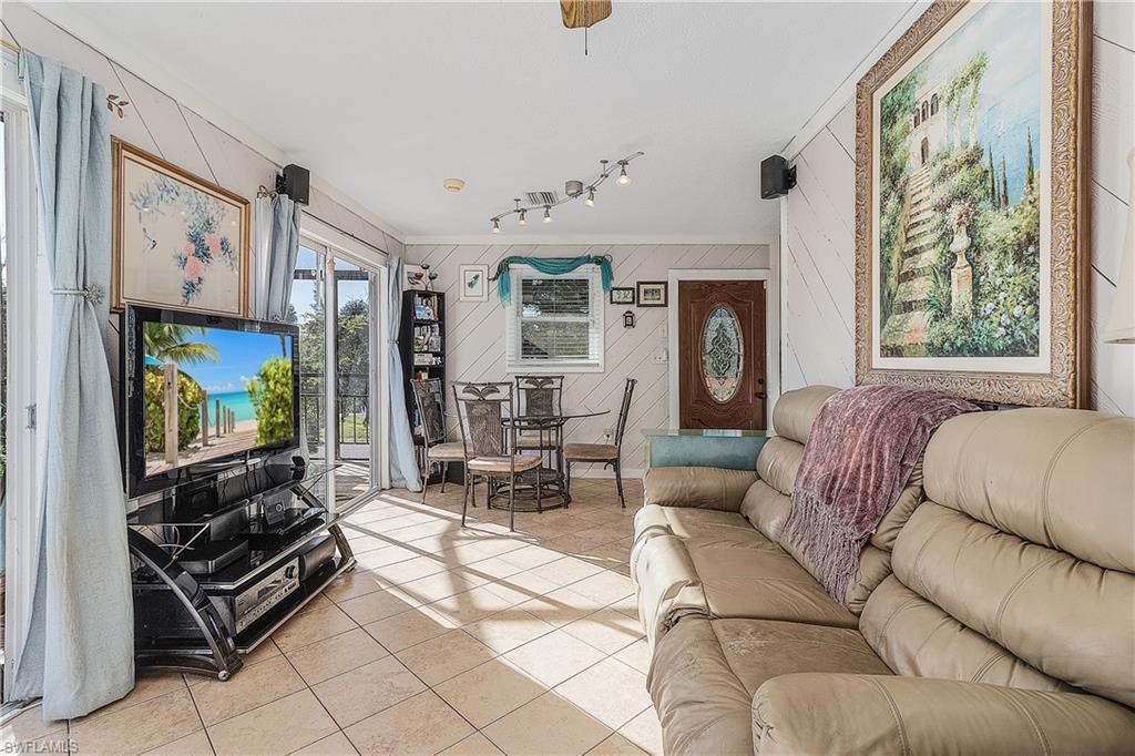 5888 Sea Bass Rd Property Photo 15