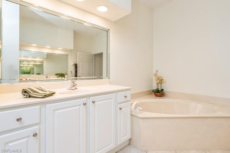 4141 Bay Beach Ln Property Photo 22