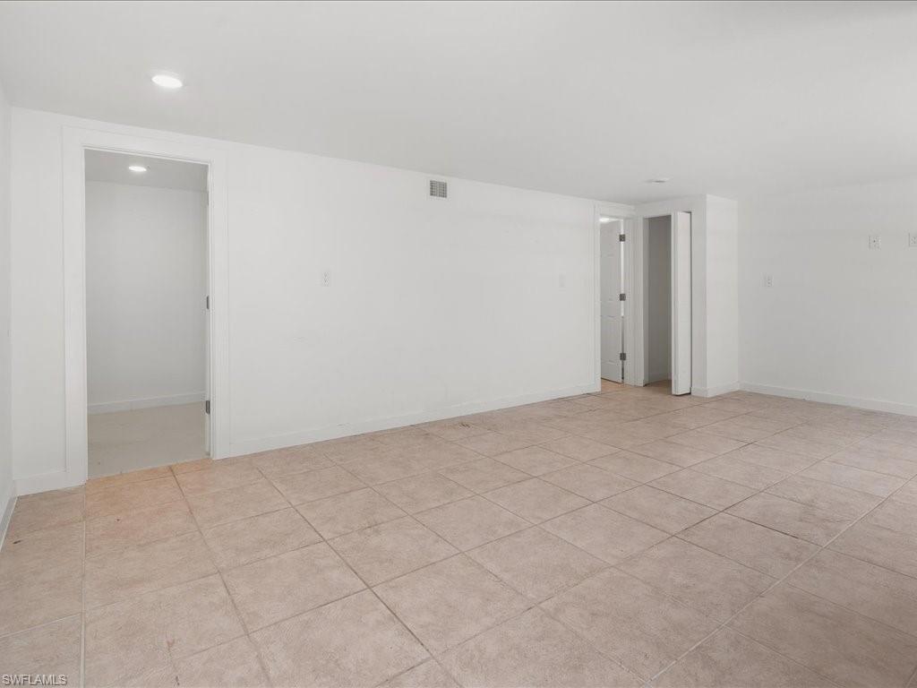 9395 Pennsylvania Ave # 6 Property Photo 20