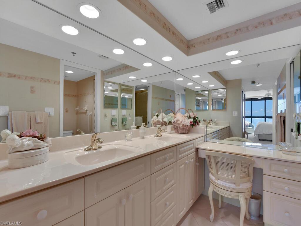 26235 Hickory Blvd # 12c Property Photo 24