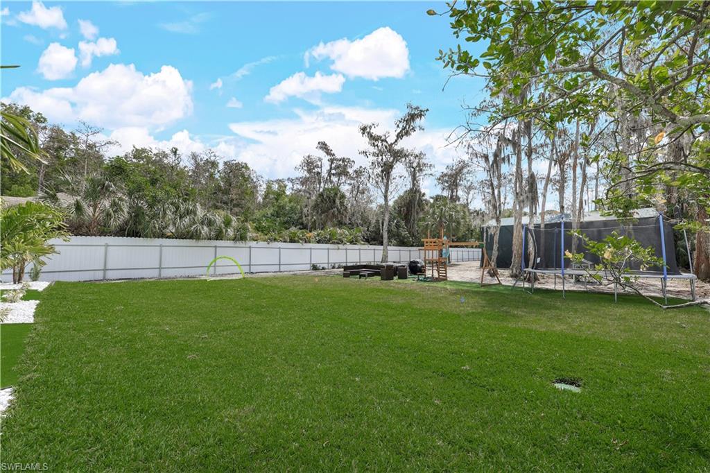 5820 Lancewood Way Property Photo 11