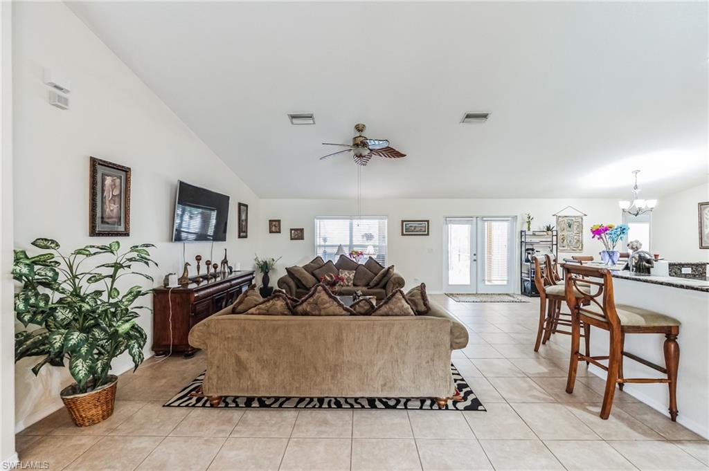 9161 Migue Cir Property Photo 6