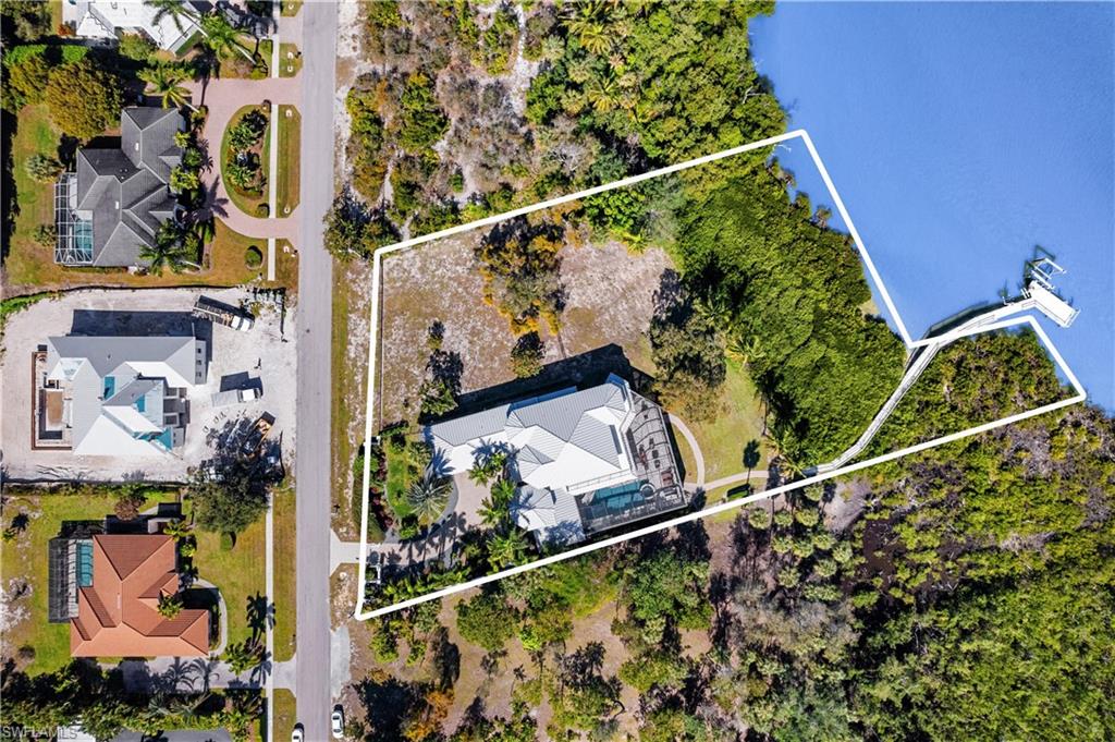 831 Caxambas Dr Property Photo 45