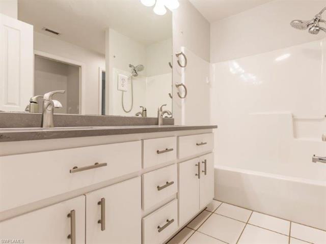 914-916 14th Ter Property Photo 20