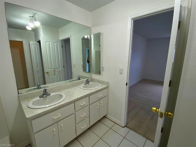 914-916 14th Ter Property Photo 36