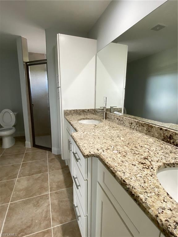 469 Cheshire Ct Property Photo 6