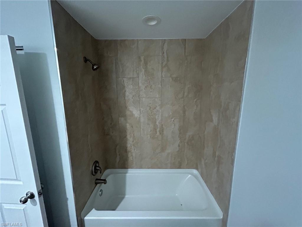 469 Cheshire Ct Property Photo 17