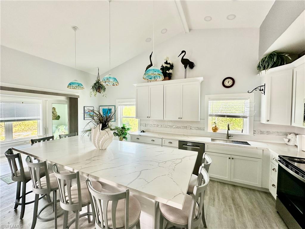 3770 Park Ave W Property Photo 30