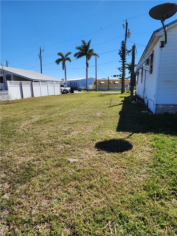 3868 Coconut Dr Property Photo 4
