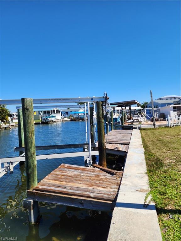 3868 Coconut Dr Property Photo 5