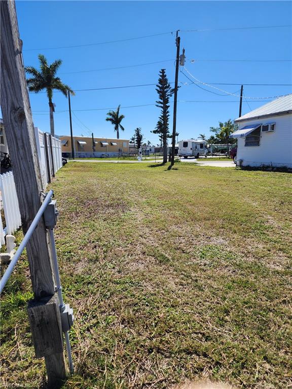3868 Coconut Dr Property Photo 7