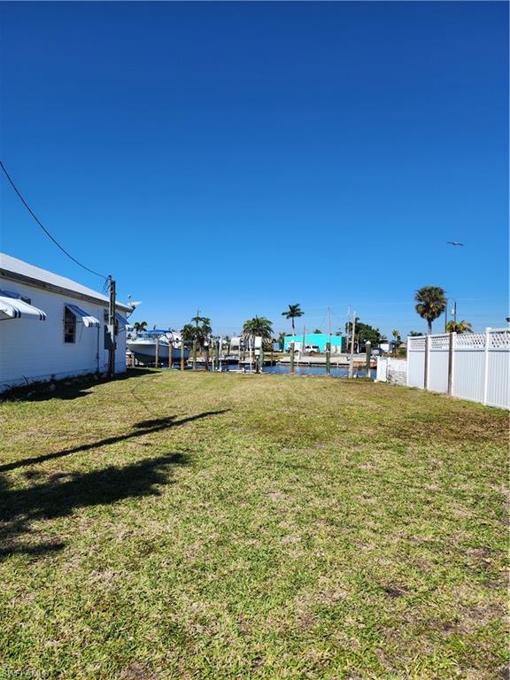 3868 Coconut Dr Property Photo 10