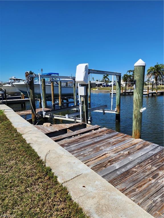 3868 Coconut Dr Property Photo 11