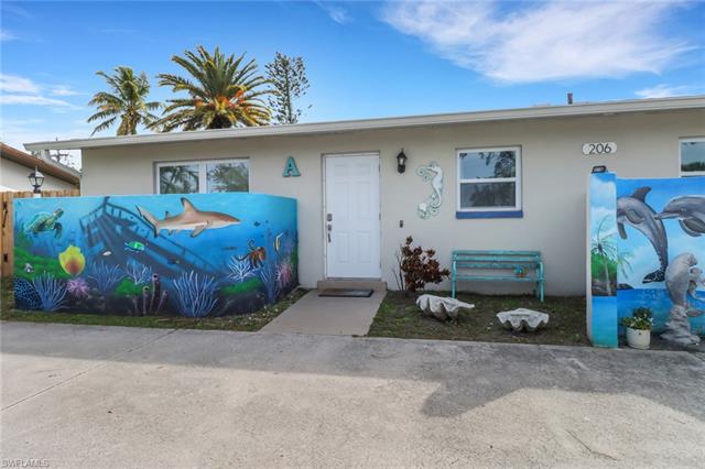 206 Cape Coral Pkwy W Property Photo 3