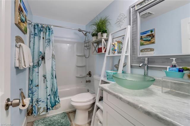 206 Cape Coral Pkwy W Property Photo 11