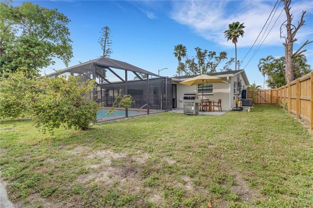206 Cape Coral Pkwy W Property Photo 17