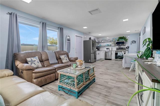 206 Cape Coral Pkwy W Property Photo 21