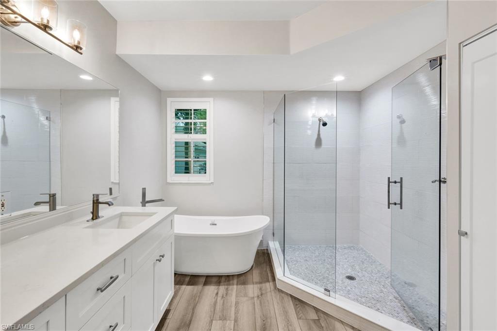 4121 Bayhead Dr # 101 Property Photo 8