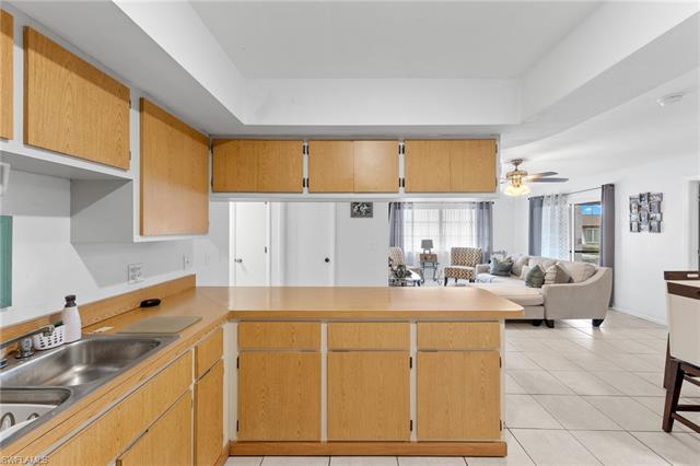 4204-4206 Santa Barbara Blvd Property Photo 18