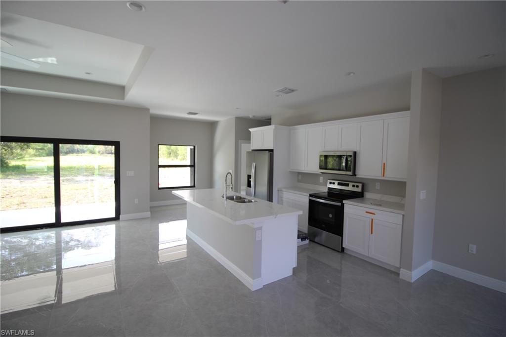 10827 Greenway Rd Property Photo 8