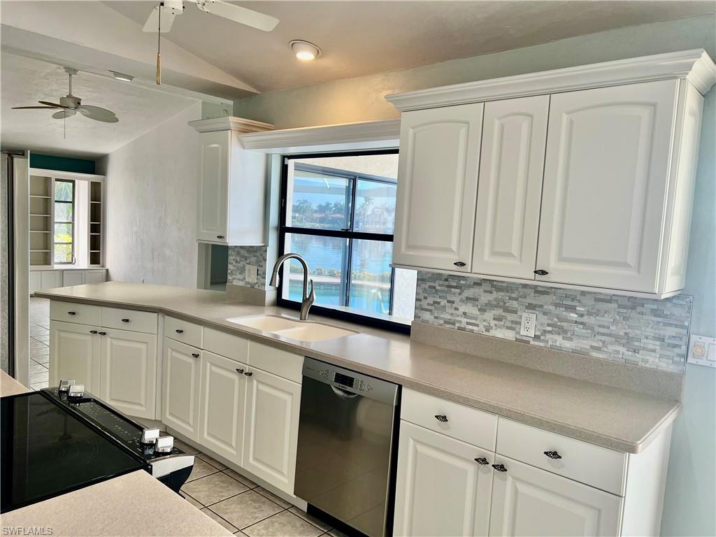 4530 W Coral Cir Property Photo 16