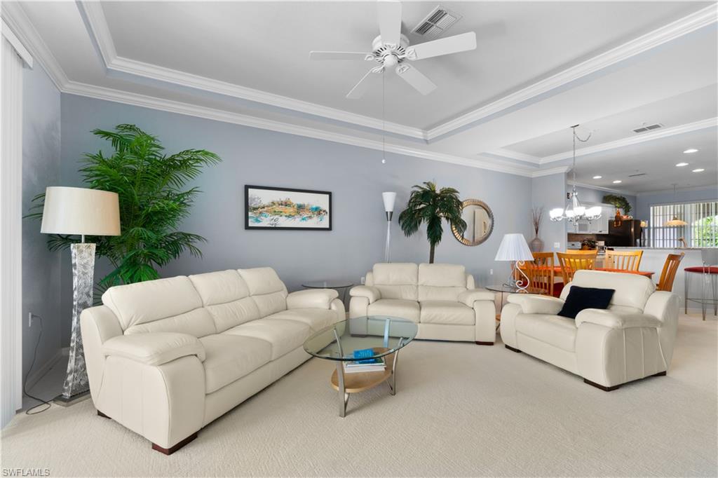 4844 Hampshire Ct # 304 Property Photo 6
