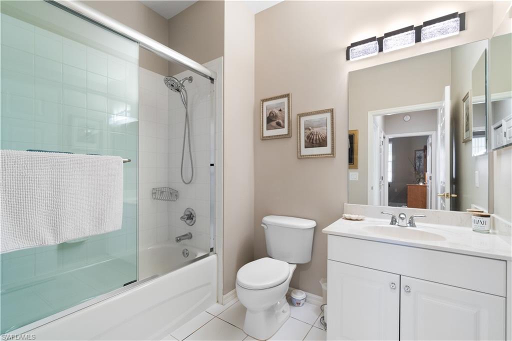 4844 Hampshire Ct # 304 Property Photo 11